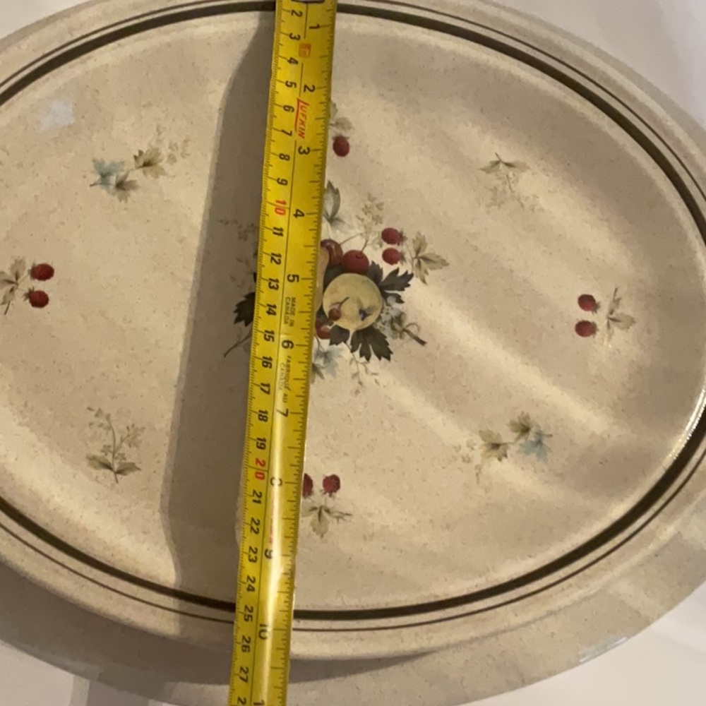 Royal Doulton Lambethware Cornwall oval serving platters. - Picture 6 of 8